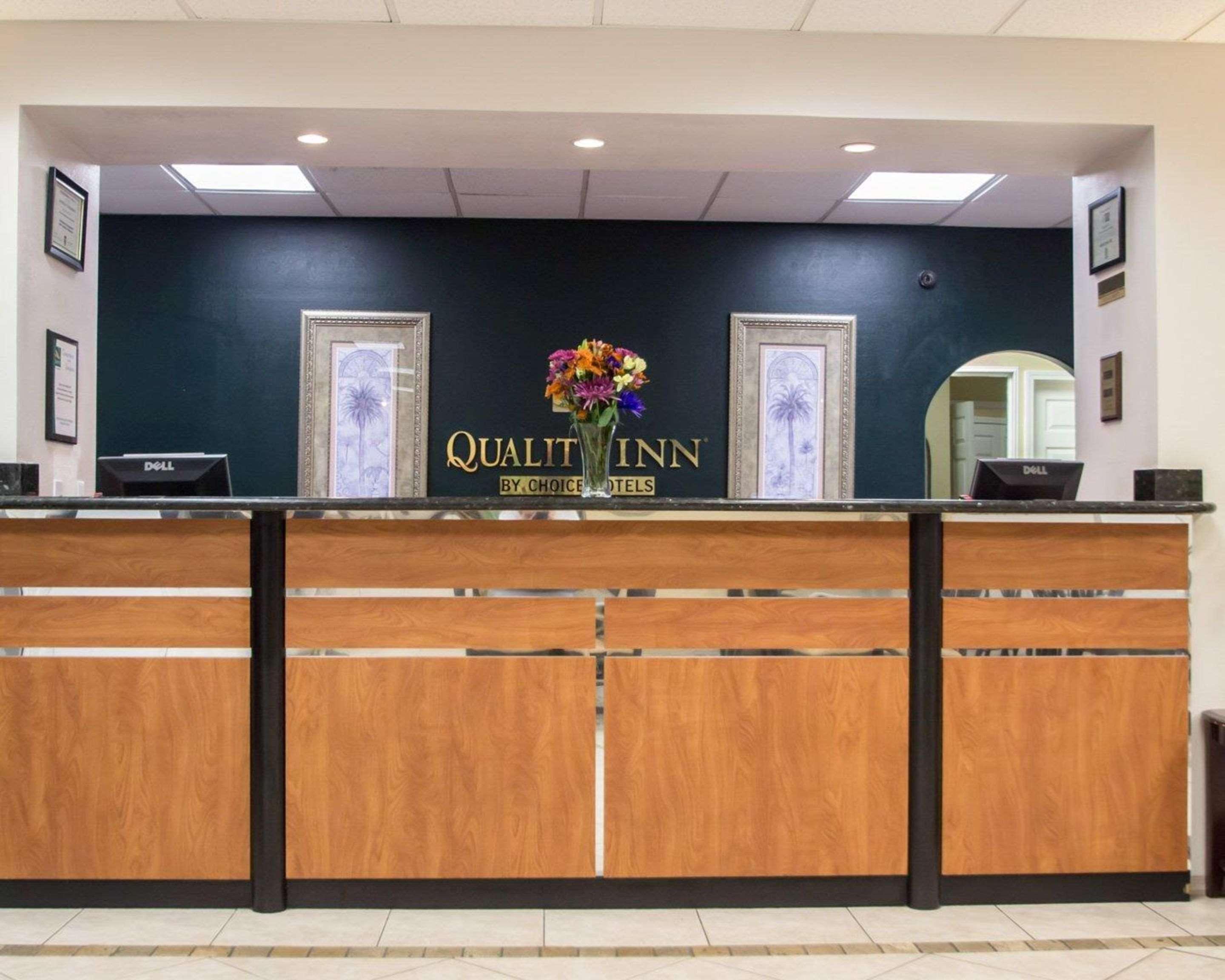 Quality Inn Kennedy Space Center Тітусвілл Екстер'єр фото