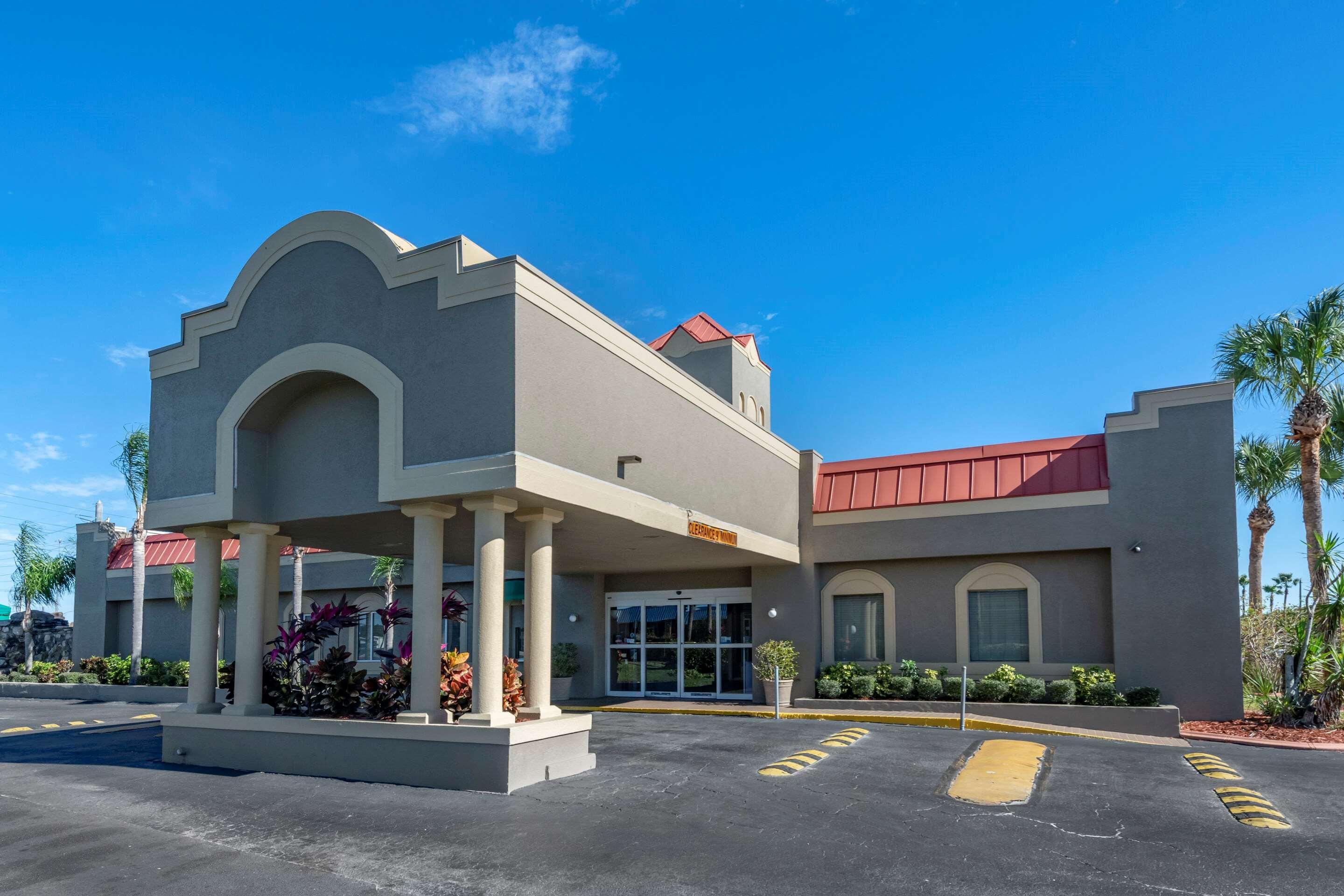 Quality Inn Kennedy Space Center Тітусвілл Екстер'єр фото