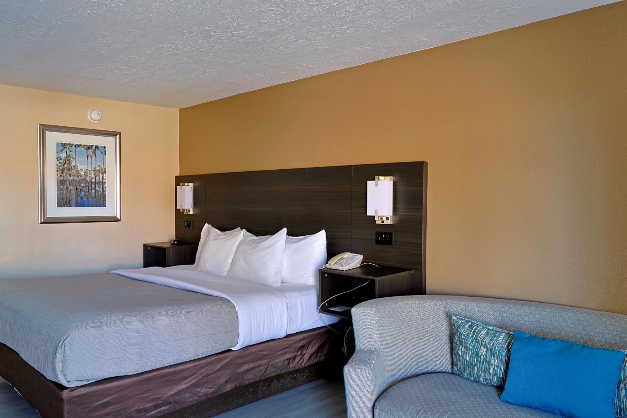 Quality Inn Kennedy Space Center Тітусвілл Екстер'єр фото